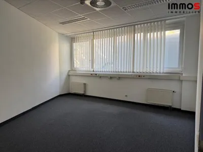 Gewerbeimmobilie mieten in Linz – 150 m², € 1.229 – Bild 10 von 23