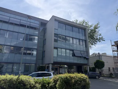 Gewerbeimmobilie mieten in Linz – 150 m², € 1.229