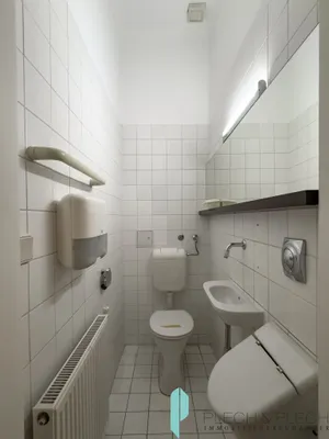 10-Zimmer-Gewerbeimmobilie mieten in Wien – 277 m², € 4.125 – Bild 11 von 16