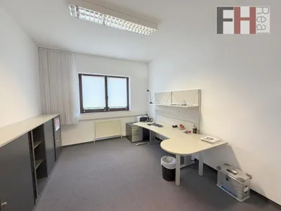 12-Zimmer-Gewerbeimmobilie mieten in Sankt Pölten Land – 417 m², € 5.450 – Bild 9 von 29
