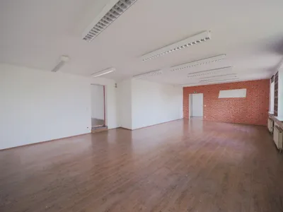 13-Zimmer-Gewerbeimmobilie mieten in Mödling – € 2.856 – Bild 18 von 28