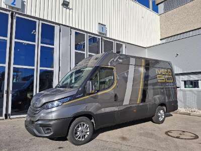 IVECO Daily 35S18HA8 V Transporter / Kastenwagen