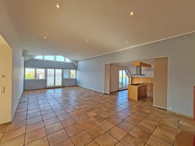 7-Zimmer-Gewerbeimmobilie mieten in Korneuburg – 279 m², € 1.980 – Bild 3 von 27