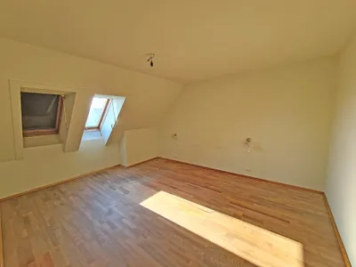 7-Zimmer-Gewerbeimmobilie mieten in Korneuburg – 279 m², € 1.980 – Bild 12 von 27