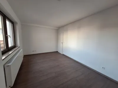 4-Zimmer-Wohnung mieten in Kufstein – 125,02 m², € 1.898 – Bild 4 von 6