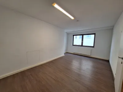 4-Zimmer-Wohnung mieten in Kufstein – 125,02 m², € 1.898 – Bild 3 von 6
