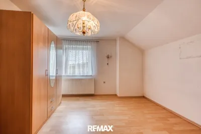6-Zimmer-Haus kaufen in Vöcklabruck – 124 m², € 219.000 – Bild 12 von 26