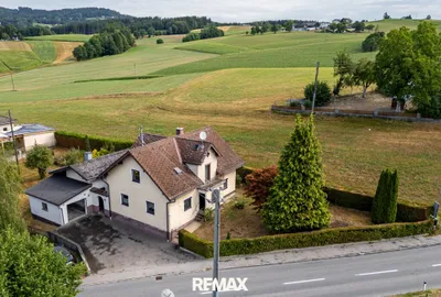 6-Zimmer-Haus kaufen in Vöcklabruck – 124 m², € 219.000 – Bild 1 von 26