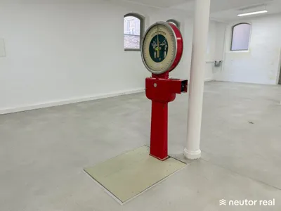 1-Zimmer-Gewerbeimmobilie mieten in Wien – 127 m², € 1.185 – Bild 4 von 9