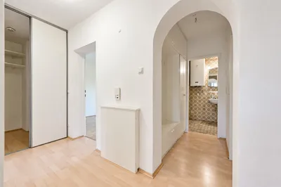 2-Zimmer-Wohnung kaufen in Salzburg-Umgebung – 52 m², € 225.000 – Bild 2 von 11
