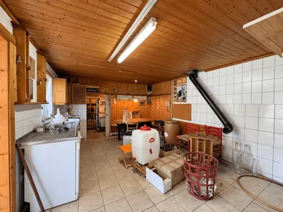 8-Zimmer-Haus kaufen in Hollabrunn – 383 m², € 100.000 – Bild 18 von 24