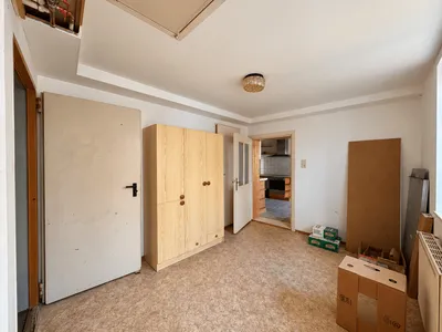 8-Zimmer-Haus kaufen in Hollabrunn – 383 m², € 100.000 – Bild 4 von 24