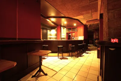 Gewerbeimmobilie mieten in Wien – 700 m², € 7.646 – Bild 17 von 25