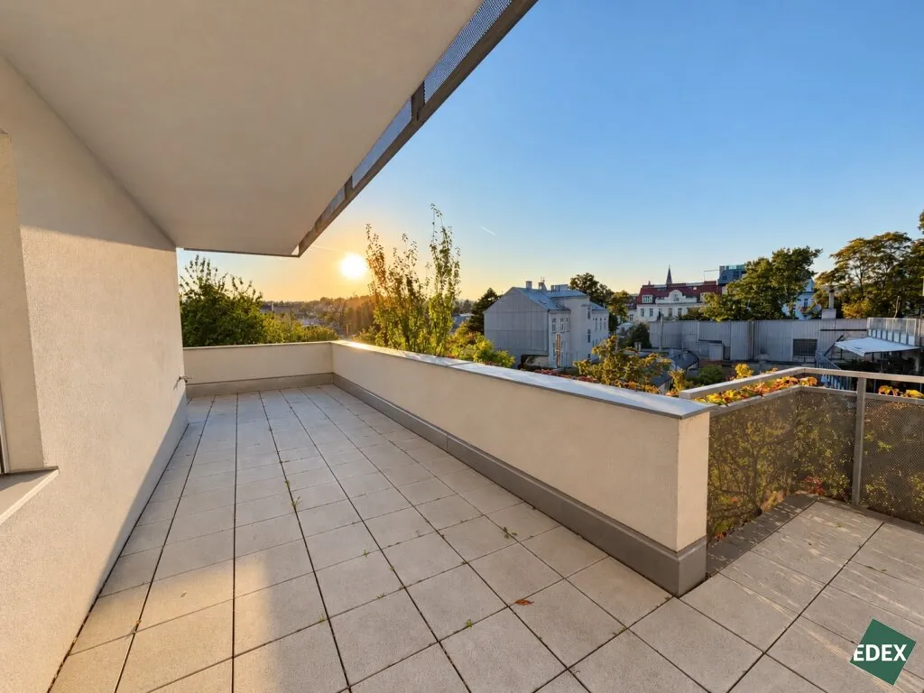 4-комнатная квартира с террасой, 140 м², Веринг, Веринг
