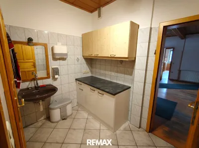 Immobilie mieten in Waidhofen an der Thaya – 150 m², € 250 – Bild 9 von 11