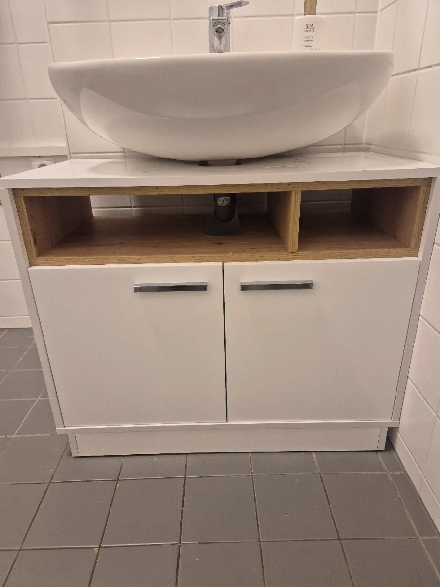 Badezimmermöbel - Badezimmer / WC (Zustand: Gebraucht)