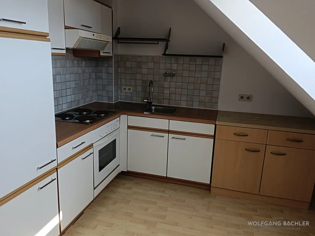 Moderne Dachgeschoßwohnung in Graz: 1 Zimmer, 35m², nur 472,66 EUR mtl. mieten! - Widok 2