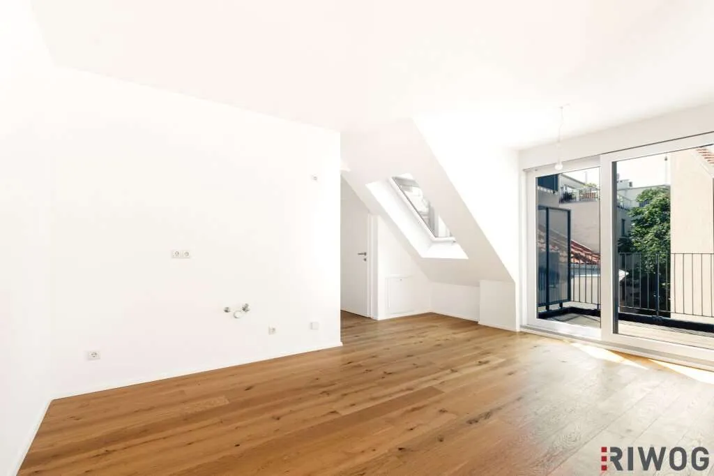 LOFTARTIGE NEUBAUWOHNUNG MIT BALKON UND DACHTERRASSE II ERSTBEZUG II NÄHE SIEBENBRUNNENPLATZ II HÖGELMÜLLERGASSE 12 – pohled 2