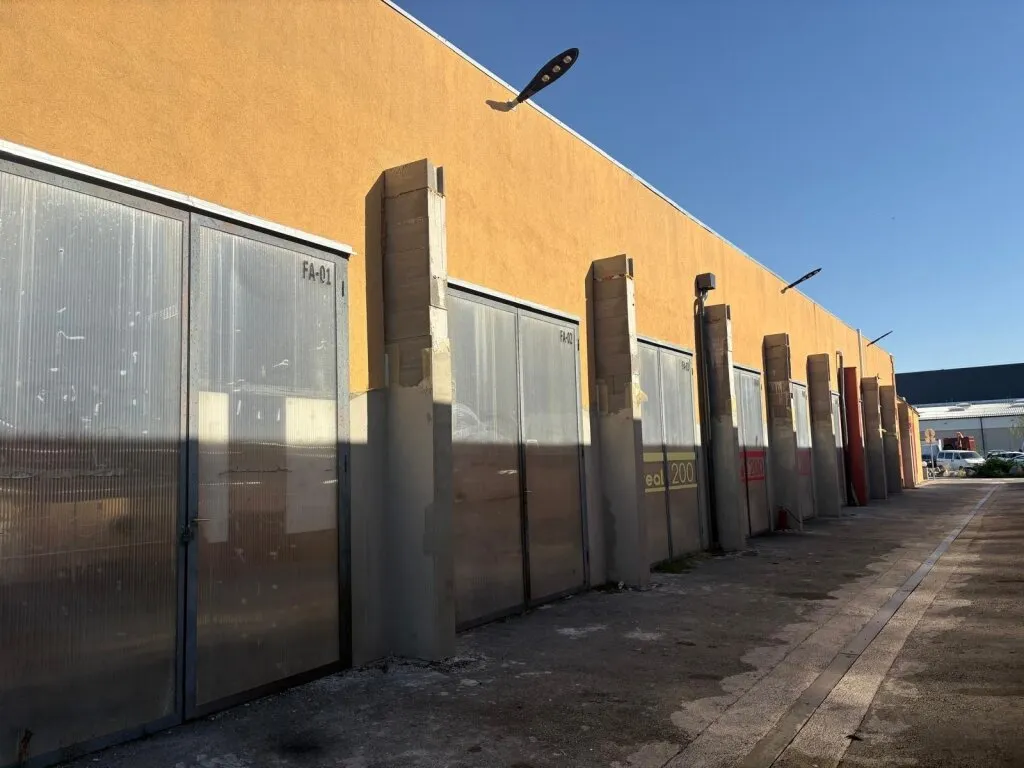 Provisionsfreie Halle ca. 26 m² mit Hebebühne sucht einen Nachmieter FA5 - Ansicht 3