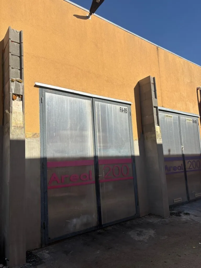 Provisionsfreie Halle ca. 26 m² mit Hebebühne sucht einen Nachmieter FA5 - Ansicht 2