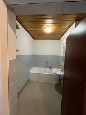 2-Zimmer-Wohnung kaufen in Baden – 61 m², € 165.000 – Bild 7 von 12