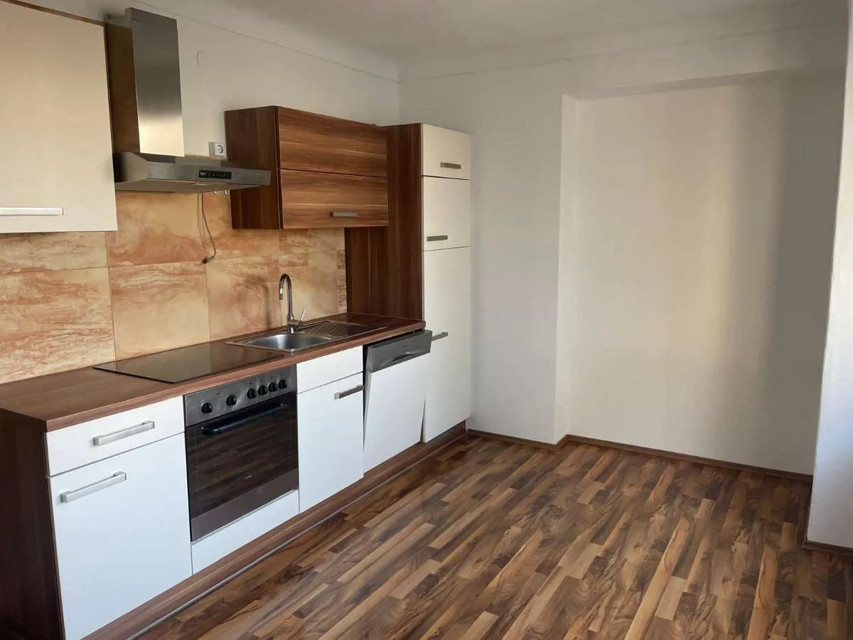 Nähe neue Technik/Stremayrgasse: gepflegte 3 Zimmerwohnung mit großem Balkon - Ansicht 3