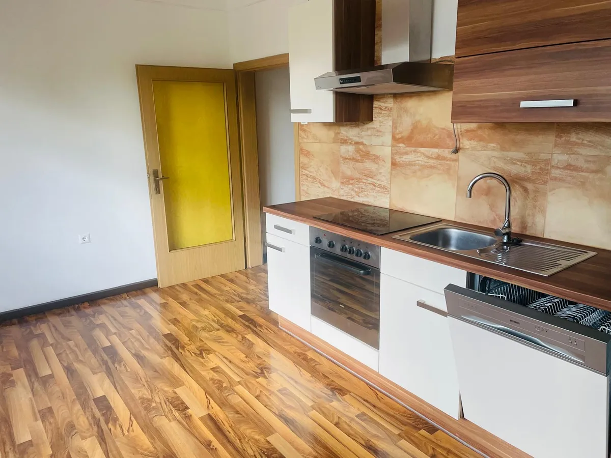 Nähe neue Technik/Stremayrgasse: gepflegte 3 Zimmerwohnung mit großem Balkon - Ansicht 2