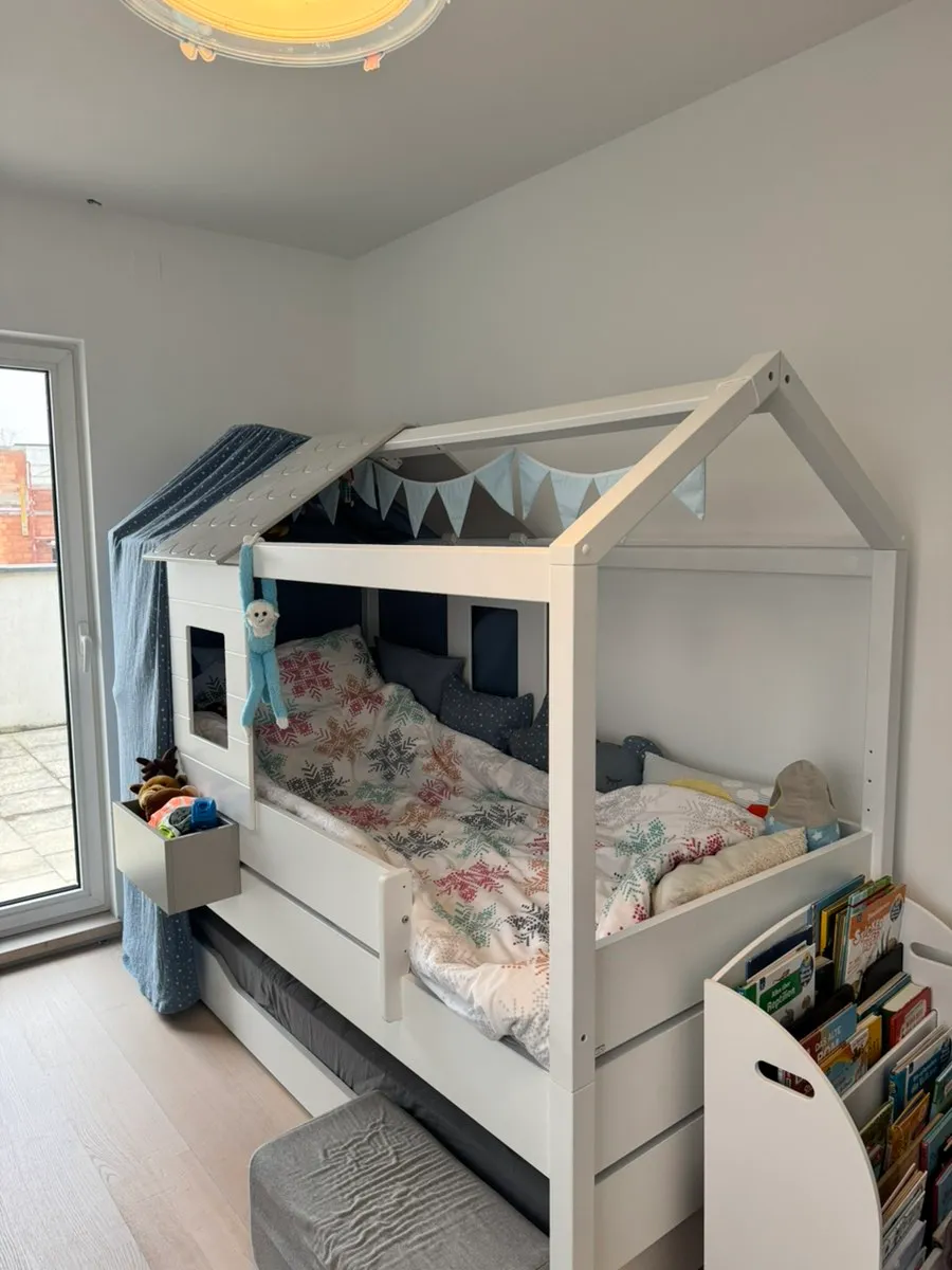 Kinderbetten - Kinderbetten / Matratzen (Zustand: Gebraucht)