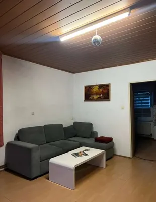 6-Zimmer-Immobilie mieten in Gmünd – 120 m², € 600 – Bild 3 von 19
