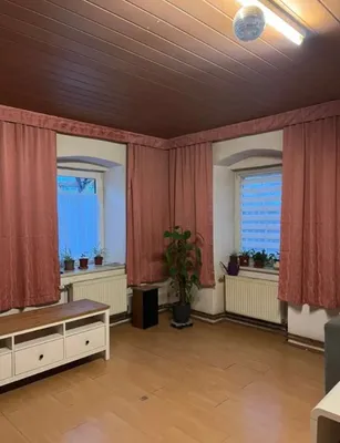6-Zimmer-Immobilie mieten in Gmünd – 120 m², € 600 – Bild 2 von 19