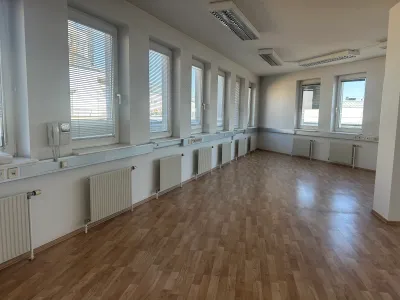 Gewerbeimmobilie mieten in Wien – 423 m², € 8 – Bild 8 von 13