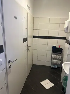 2-Zimmer-Gewerbeimmobilie mieten in Linz – 99 m², € 1.420 – Bild 15 von 17