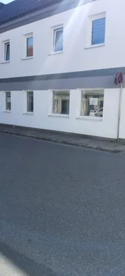 3-Zimmer-Gewerbeimmobilie mieten in Neunkirchen – 53 m², € 700 – Bild 2 von 15