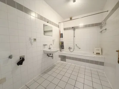 Familienwohnung mit Terrasse im Herzen des 20. Bezirks - 3 Zimmer // Bitte nur schriftlich anfragen Termin kommt automatisch – Bild 3