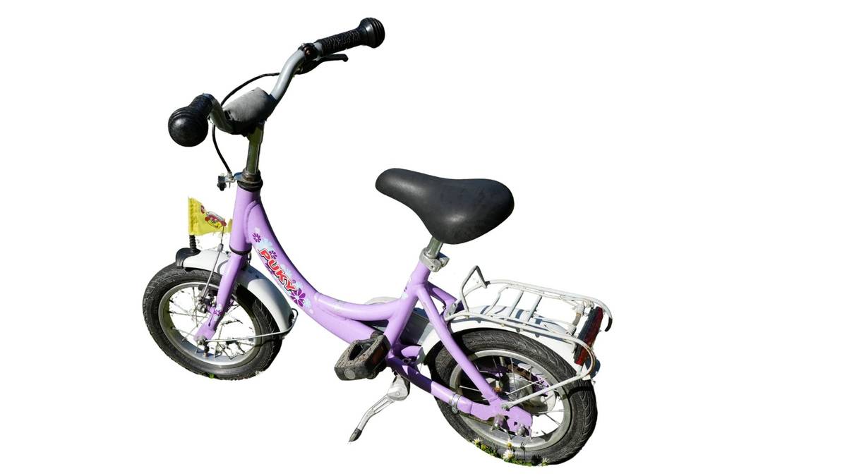 Puky Alu Kinderfahrrad 12 Zoll - Lila - ideal fr Fahranfnger,  60,-  (2435 Ebergassing) - willhaben