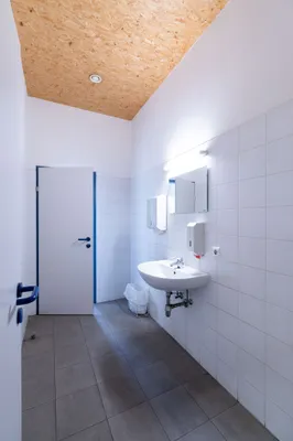 Gewerbeimmobilie mieten in Mödling – 330 m², € 4.349 – Bild 24 von 24