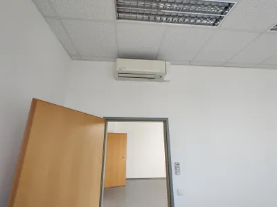 3-Zimmer-Gewerbeimmobilie mieten in Wels – 79 m², € 951 – Bild 7 von 11