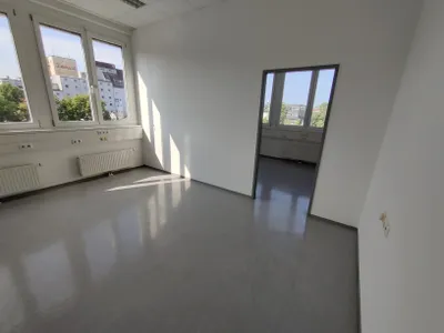 3-Zimmer-Gewerbeimmobilie mieten in Wels – 79 m², € 951 – Bild 5 von 11