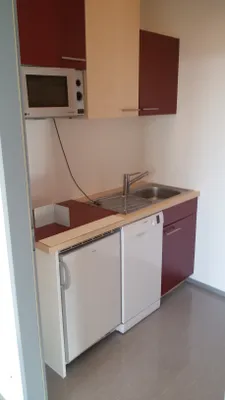 3-Zimmer-Gewerbeimmobilie mieten in Wels – 79 m², € 951 – Bild 9 von 11