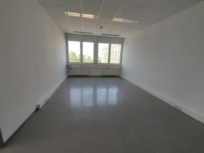 3-Zimmer-Gewerbeimmobilie mieten in Wels – 79 m², € 951 – Bild 4 von 11