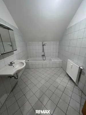 Wohnung kaufen in Gmunden – 455,38 m² – Bild 8 von 9