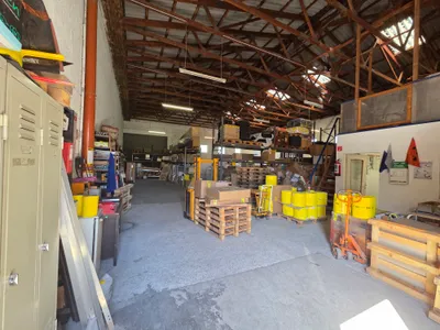 Gewerbeimmobilie mieten in Linz Land – 350 m², € 2.100 – Bild 6 von 12