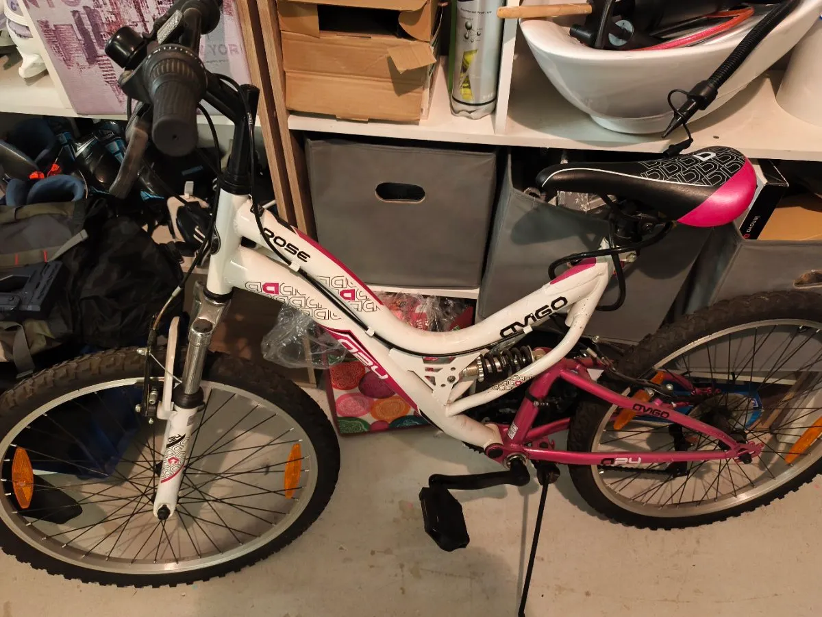 dynamics magic sl disc trekkingrad Tour – 24-Gang Shimano & Nabendynamo – Bici No.1 Versand von:SAVA-Fabrik New Cisco N9K-C9332C NXOS Gashebel