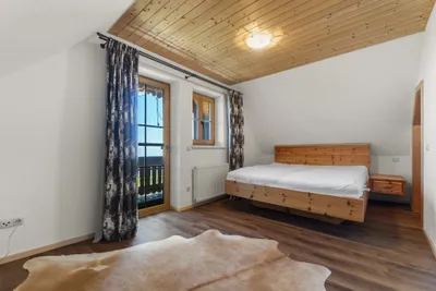 4-Zimmer-Haus kaufen in Feldkirchen – 152 m², € 649.000 – Bild 7 von 14