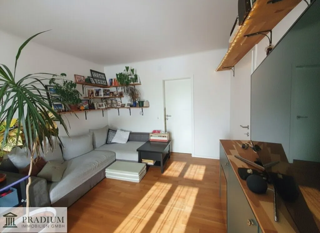 Hyppe 2 Zimmer Dachgeschoss-Wohnung - Ansicht 2