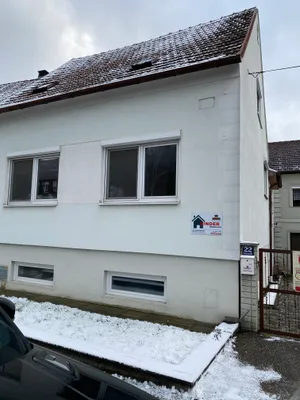 8-Zimmer-Gewerbeimmobilie kaufen in Mattersburg – 174 m², € 398.000 – Bild 1 von 24