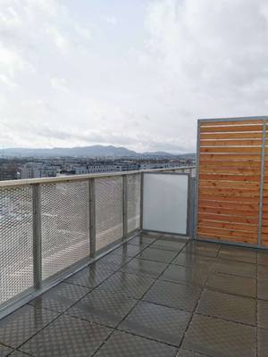 Helle Südseitige Dachgeschoss Wohnung mit Terrasse - TOP-Lage - Hochwertiger Neubau