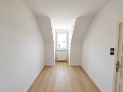 Helle Dachgeschosswohnung - nur 5 Minuten zur S-Bahn Floridsdorf! – Bild 2