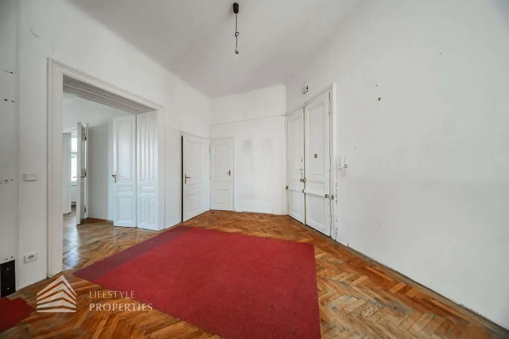 Schöne 4-Zimmer Wohnung mit Balkon, Nähe Westbahnhof - Ansicht 2