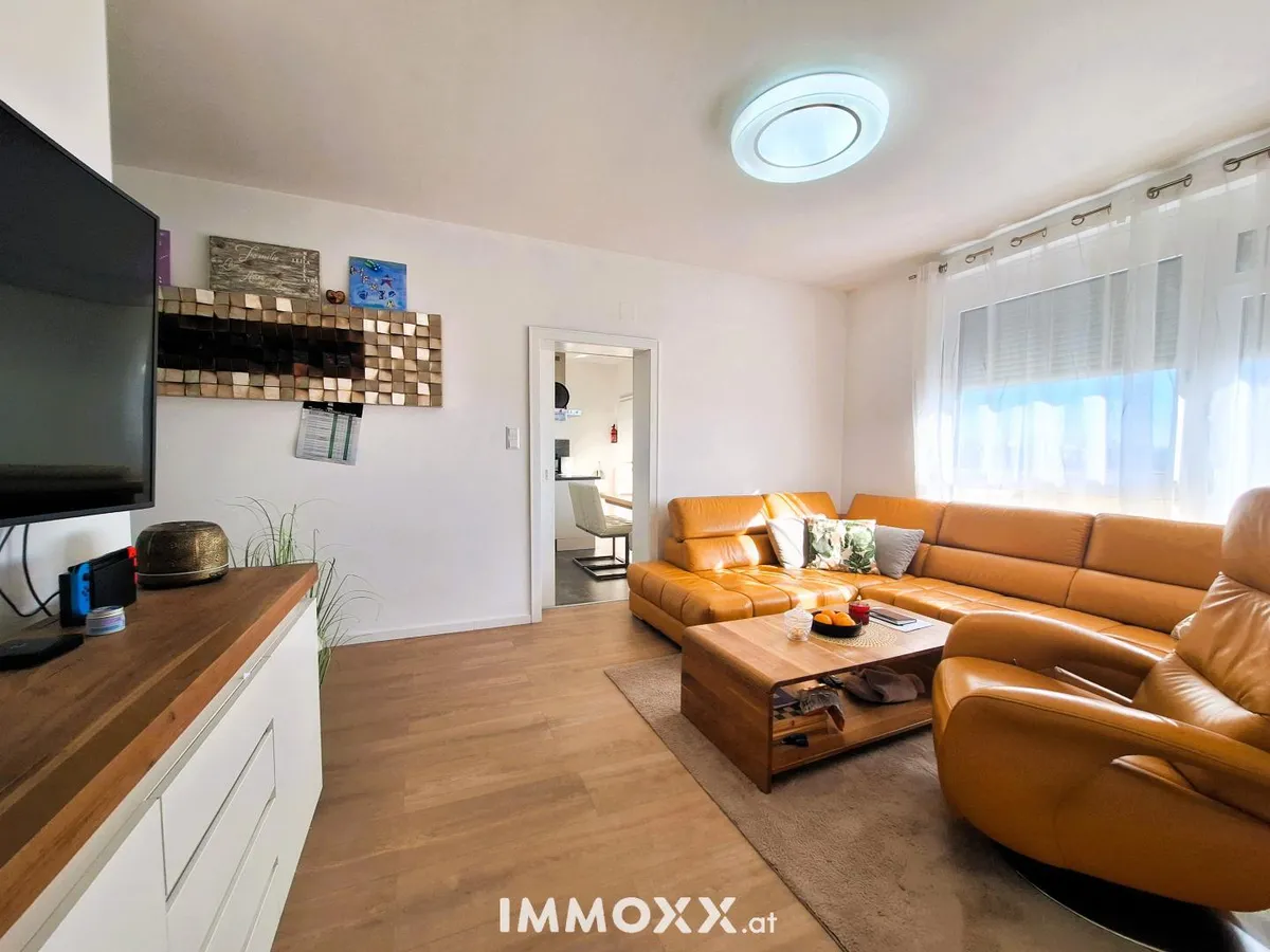 Preisreduktion ! Neu renovierte 4-Zimmer Wohnung - inklusive TG-Platz, in Graz -Webling - Ansicht 2